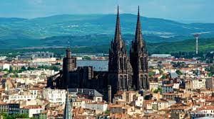 à Clermont