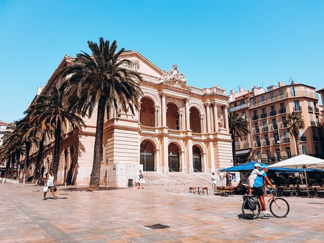 à Toulon